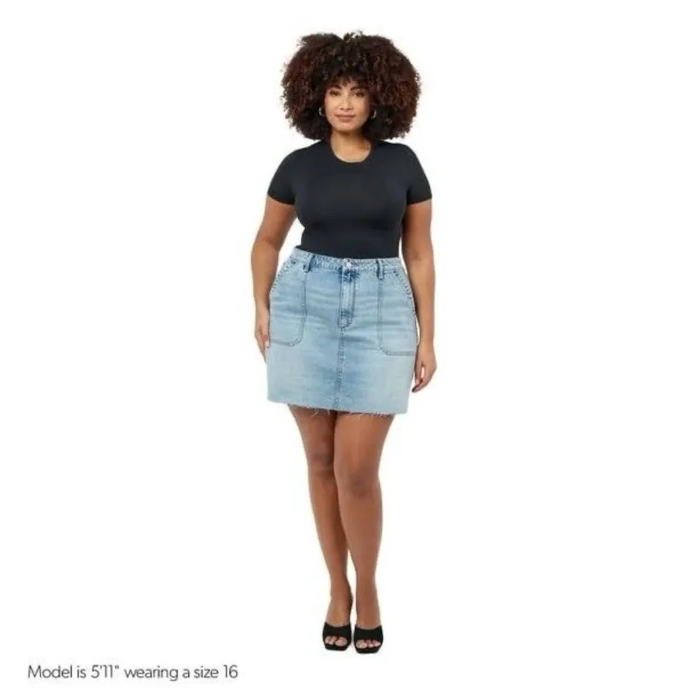 Edited by Remi Bader Women's Utility Mini Skirt Size 16 Light Wash